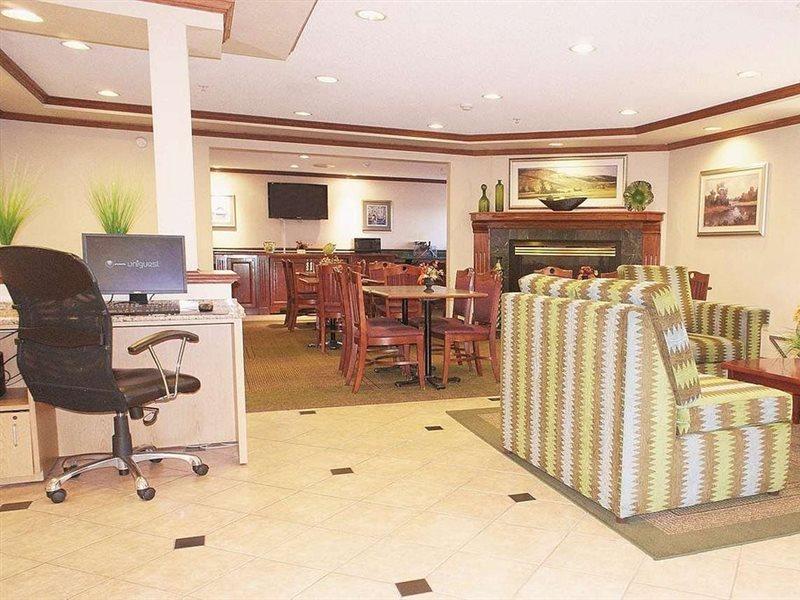 La Quinta Inn By Wyndham Milwaukee West 布鲁克菲尔德 外观 照片