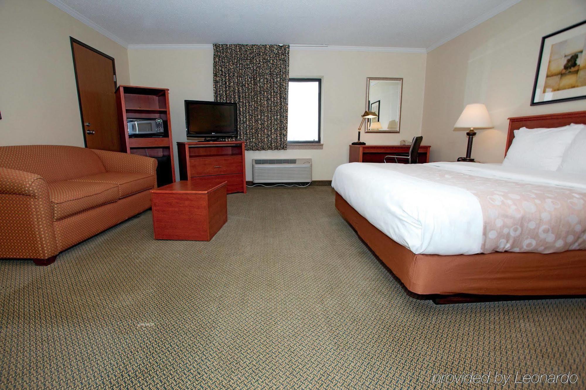 La Quinta Inn By Wyndham Milwaukee West 布鲁克菲尔德 外观 照片